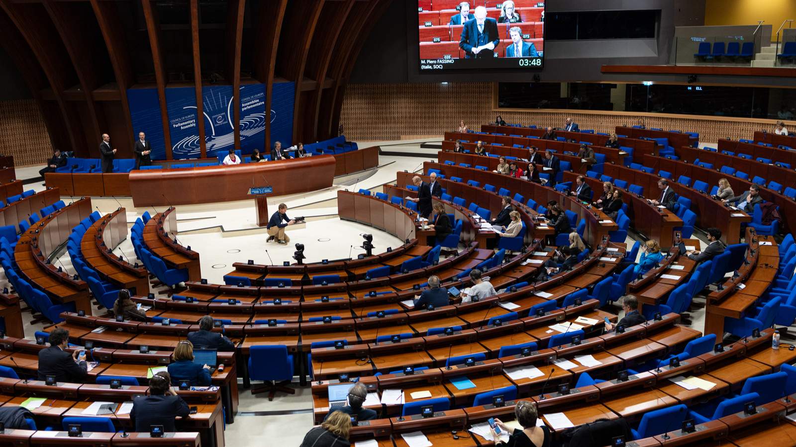 Зал заседаний Парламентской ассамблеи Совета Европы (ПАСЕ) во время первой встречи диалоговой платформы между ПАСЕ и представителями российской оппозиции в изгнании. Страсбург, Франция. Фото: Василий Крестьянинов / SOPA Images / Sipa USA / Vida Press