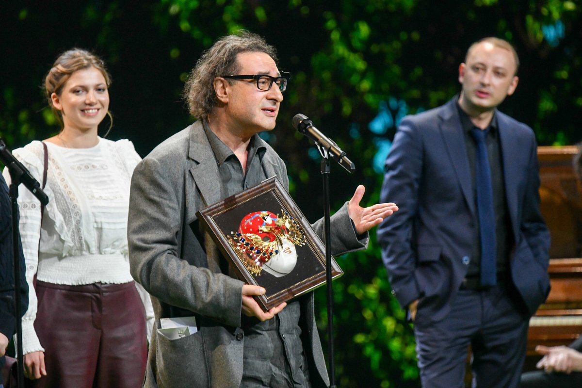 Борис Юхананов на вручении премии «Золотая Маска» на сцене Концертного зала «Зарядье», Москва, 22 апреля 2021 года. Фото: Антон Великжанин / Москва24 / АГН «Москва»