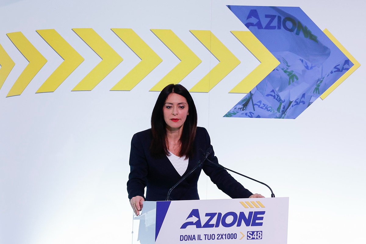 Пина Пичерно, член Прогрессивного альянса социалистов и демократов в Европейском парламенте, выступает на 2-м Национальном конгрессе политической партии Azione, Рим, Италия, 29 марта 2025 года. Фото: Fabio Frustaci / EPA