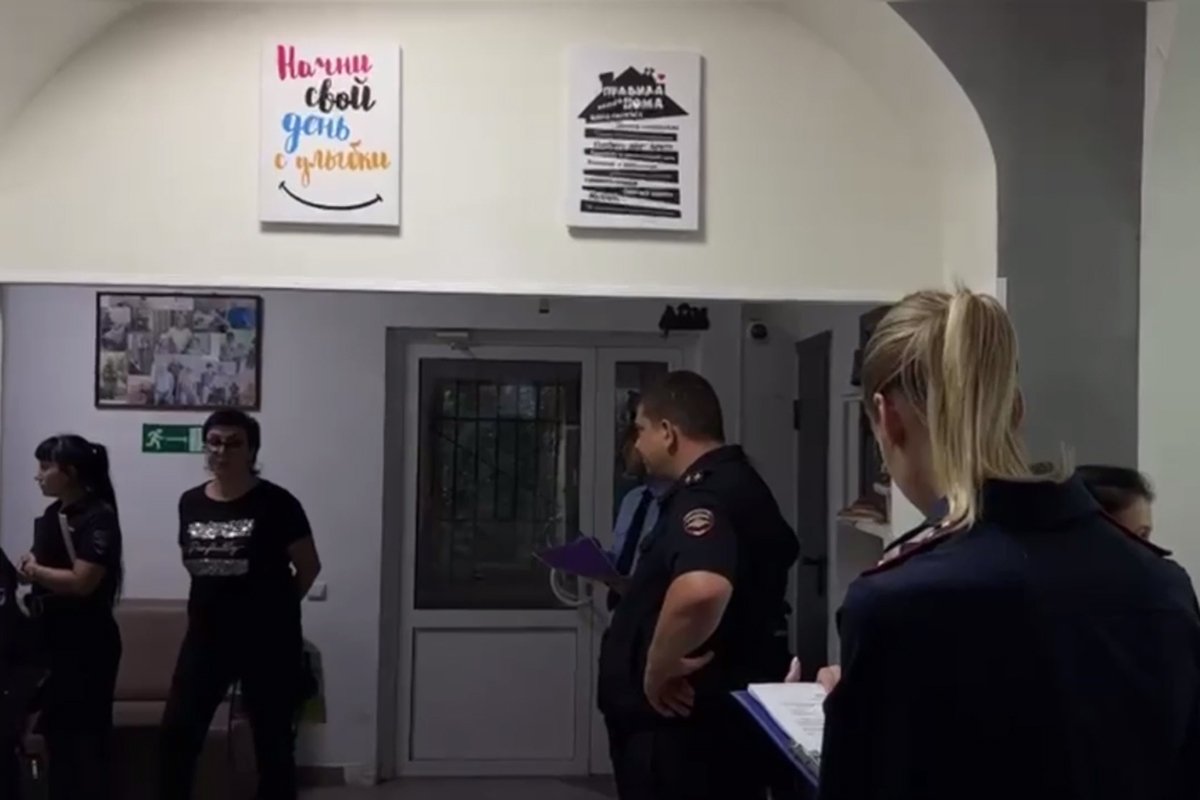 Следственные мероприятия по сообщению о противоправных действиях в отношении постояльцев пансионата. Фото: Telegram / Следком Башкирии