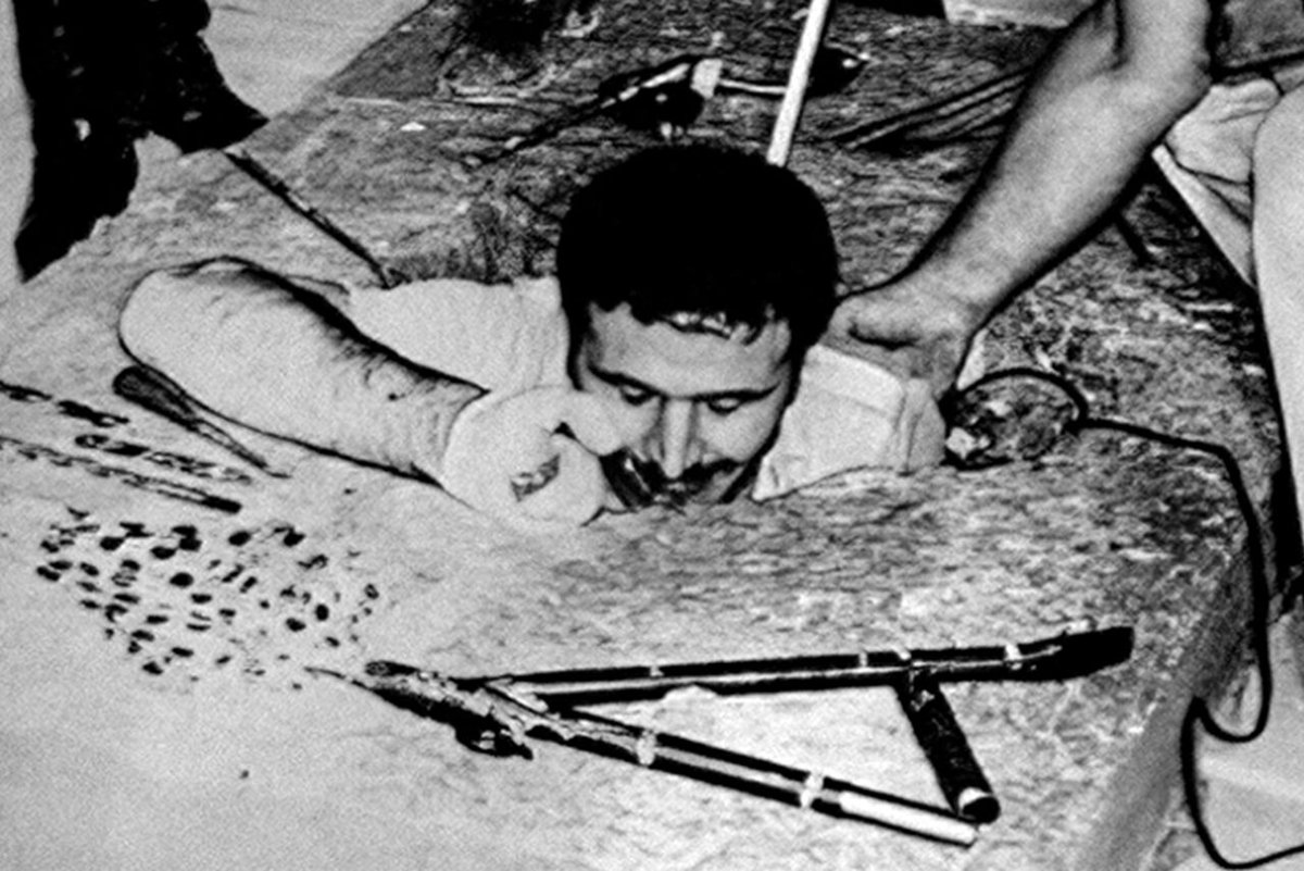 Феликс Калачян на следственном эксперименте. Фото:  collab.am