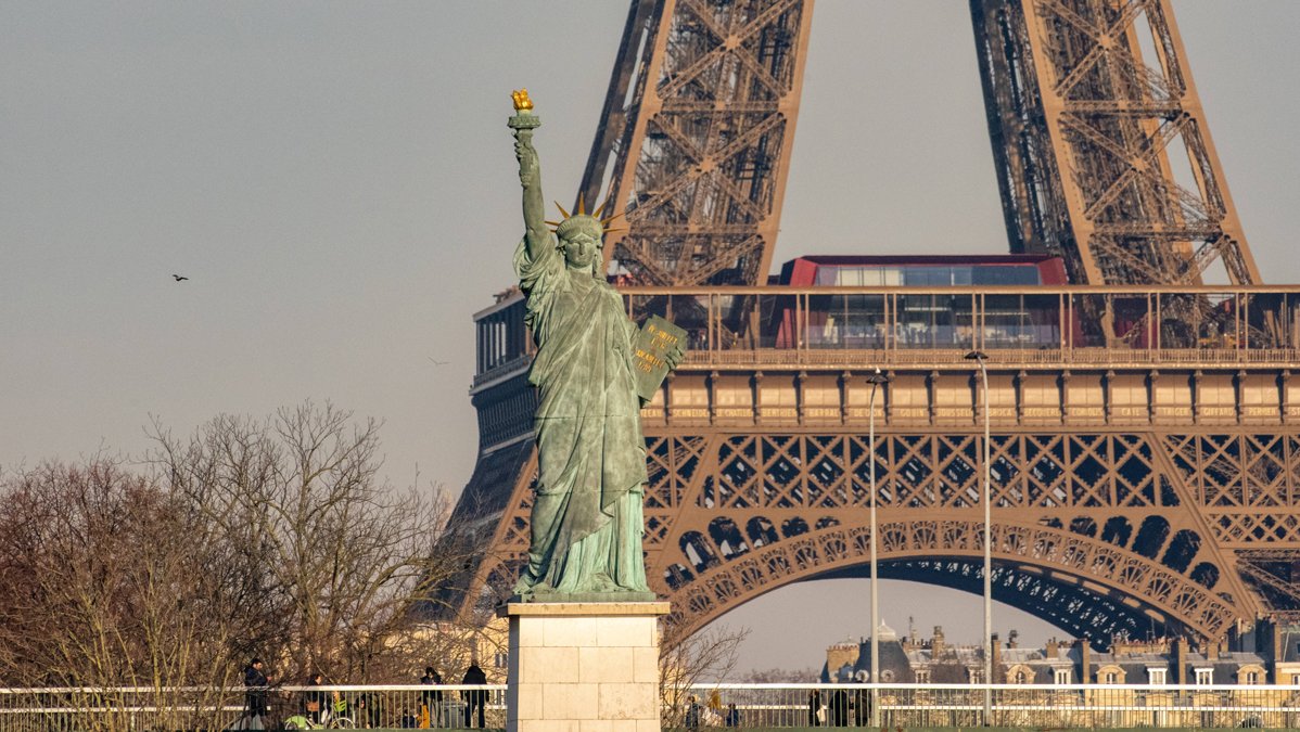 Тарифами и недобрым словом