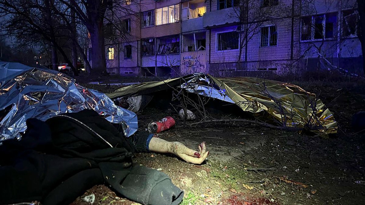 В Кривом Роге из-за российских ракет и дронов погибли 19 человек. Среди них — девять детей