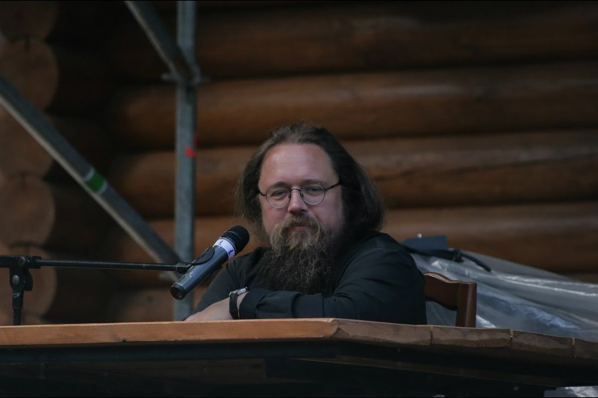 Выступление протодиакона Андрея Кураева на фестивале «Братья»,, 2008 год. Фото: Wikimedia