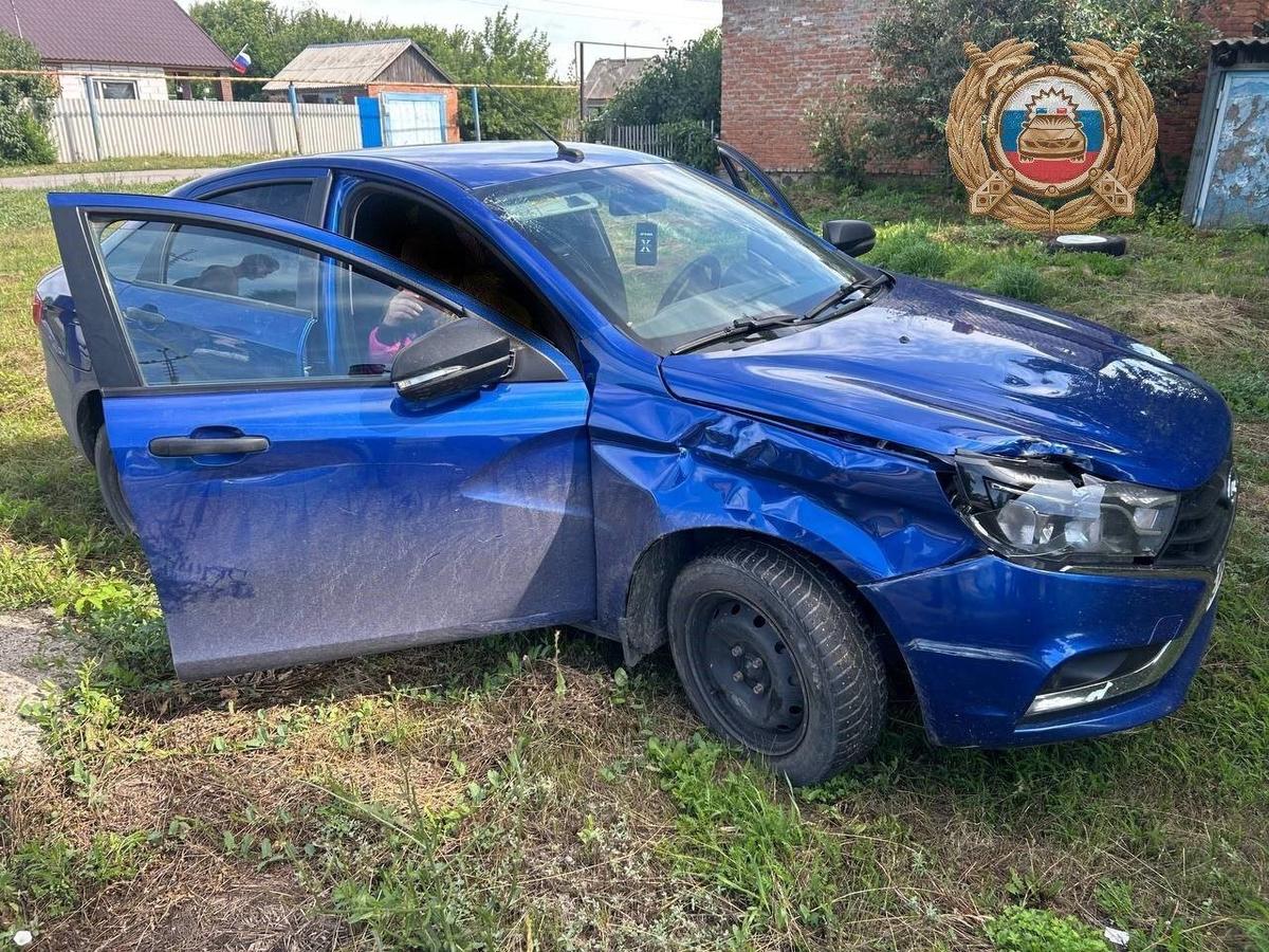 Машина после ДТП. Фото:  МВД России по Саратовской области