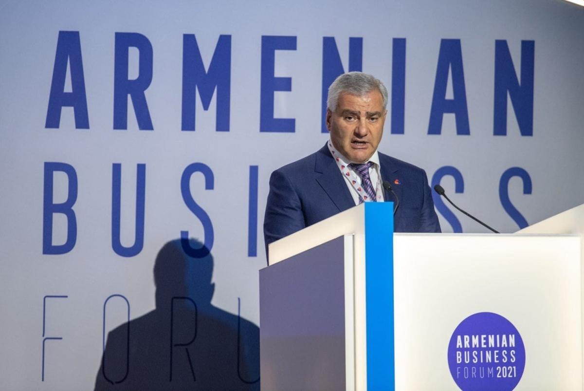 Карапетян во время выступления на Армянском бизнес форуме, 2021 год. Фото:  Ассоциация Армянских Предпринимателей