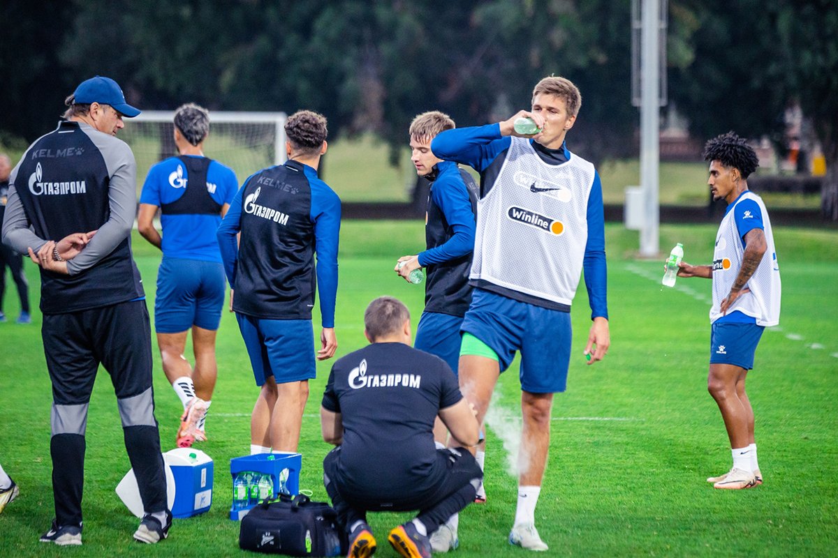 Тренировочный сбор футбольной команды «Зенит», Абу-Даби, ОАЭ, 18 февраля 2025 года. Фото: Вячеслав Евдокимов / ФК «Зенит» /  fc-zenit.ru